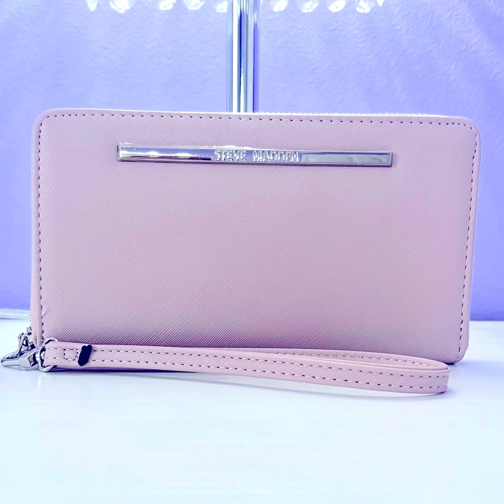 Steve Madden Pink Wallet Wristlet NWOT 💎💎